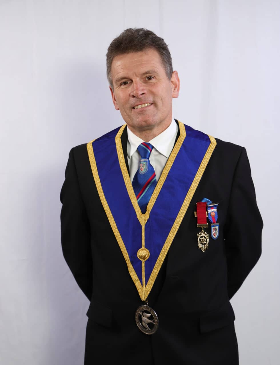 W Bro Fraser Mullins: The Man behind the Apron